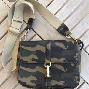 GILI Camo Leather Crossbody Bag w/strap